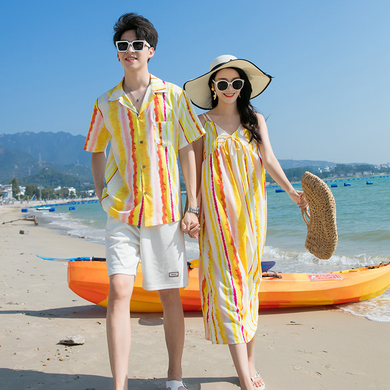 Pasangan pantai terlihat kelua - Summer Clothing Resort ulasan dan harga